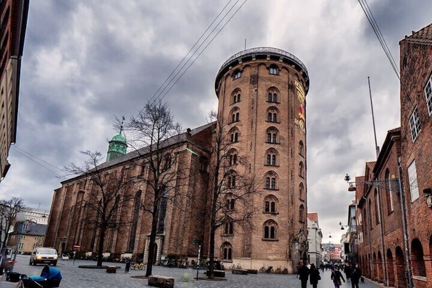 Guided Copenhagen Old Town, Christiansborg, Rosenborg by Car