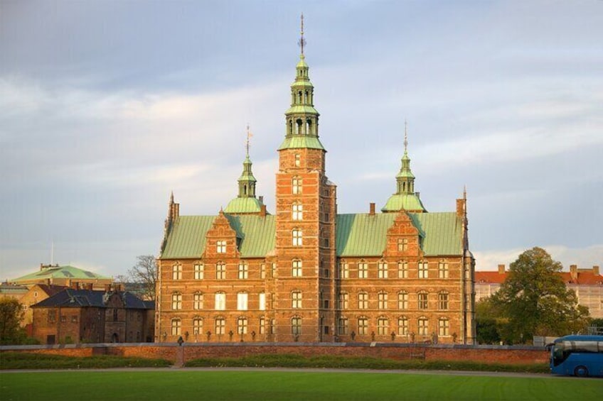 Skip the line Rosenborg Castle and Gardens Copenhagen Tour