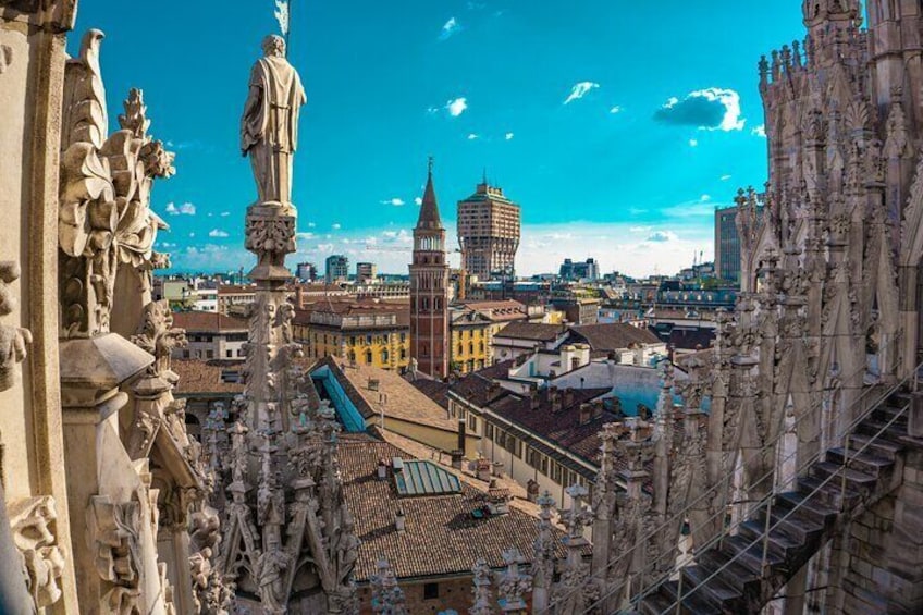 Milan Private 3-Hour Tour with Duomo, Food & Wine Tasting