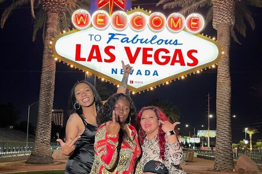 Las Vegas Hip Hop Club Tour w/ Party Bus Experience