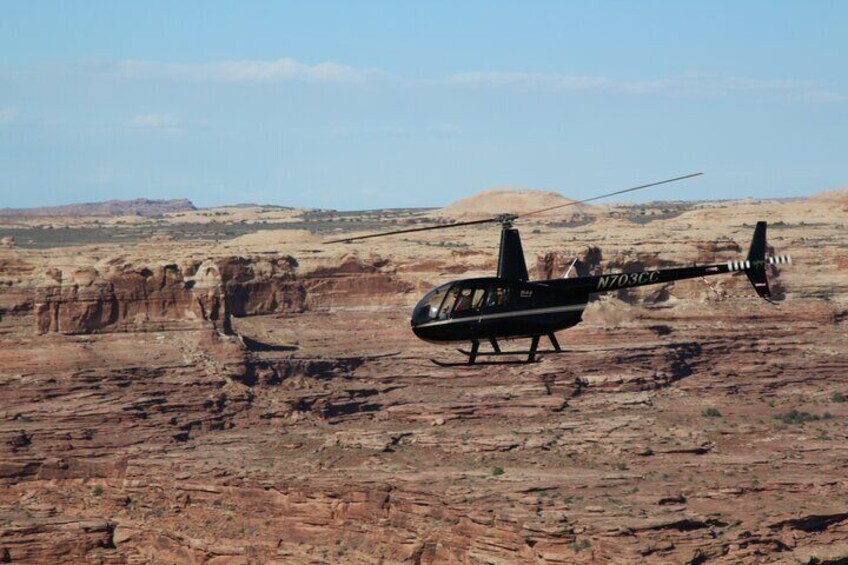 Edge of Canyonlands Extended Helicopter Tour