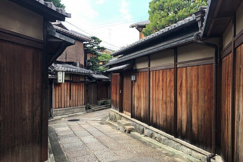 Kiyomizu Temple and Backstreets of Gion, Half Day Private Tour