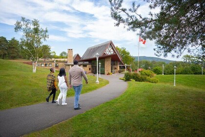 Shore Excursion of Alexander Graham Bell Museum in Cape Breton