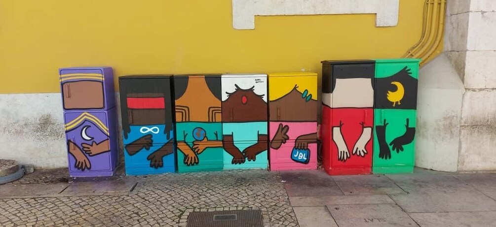 Picture 10 for Activity Lisbon Street Art Lovers Walk