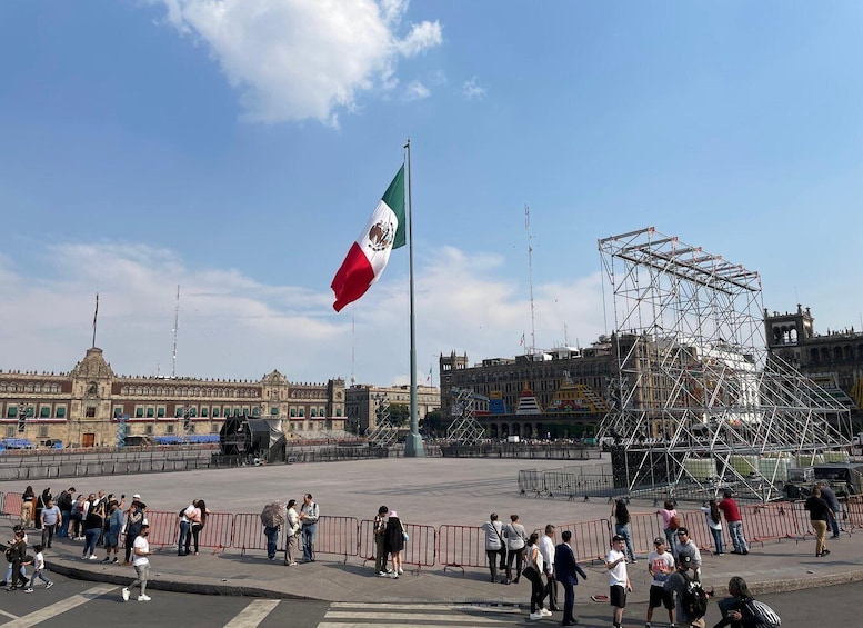 Picture 2 for Activity Mexico City: History, Architecture, & Muralism Walking Tour