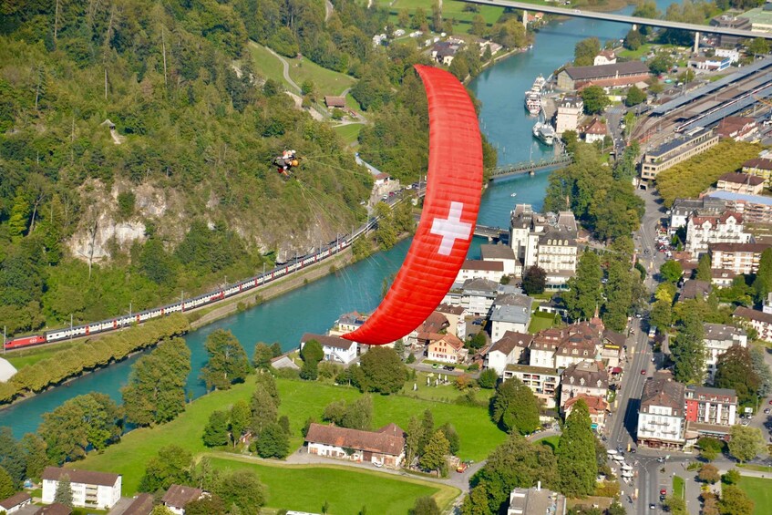 Picture 5 for Activity Swiss Paragliding Tandem Flights Beatenberg - Interlaken