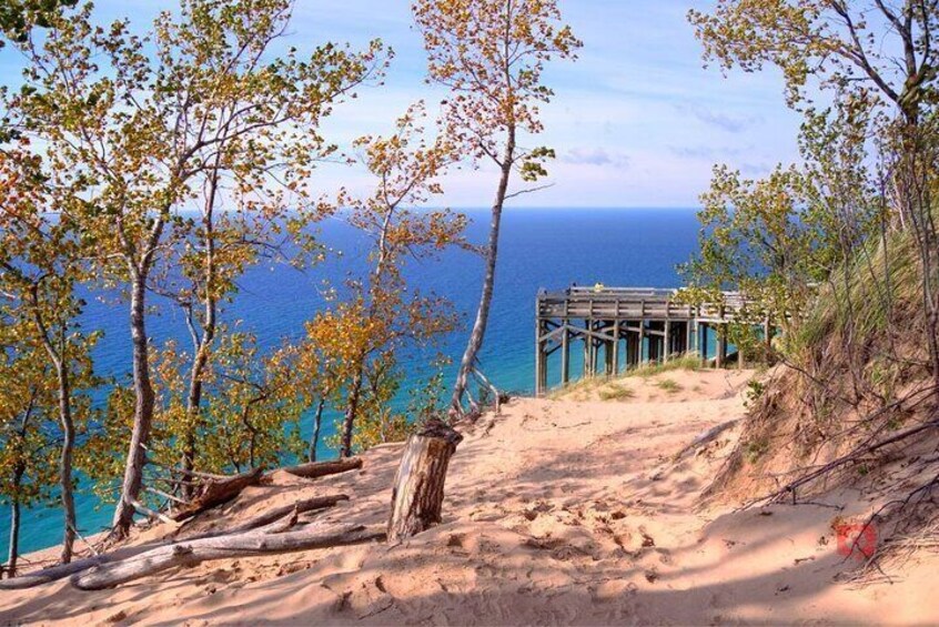 Michigan Lakeshore, M-22: Audio Driving Tour