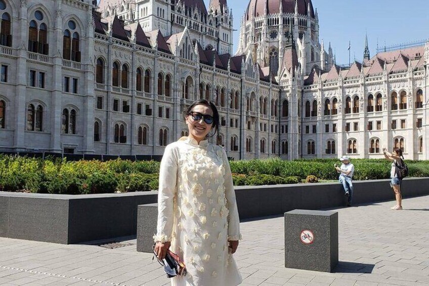 3 Day Prague and Budapest Guided and Private Tour from Vienna