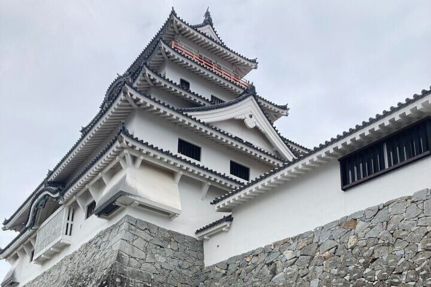 The Karatsu Castle is special from all angles.