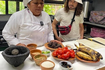 Private Cooking Class of Typical Guatemalan Dishes