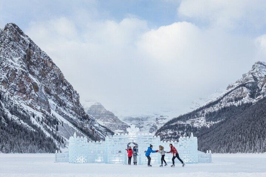 Lake Louise - Winter