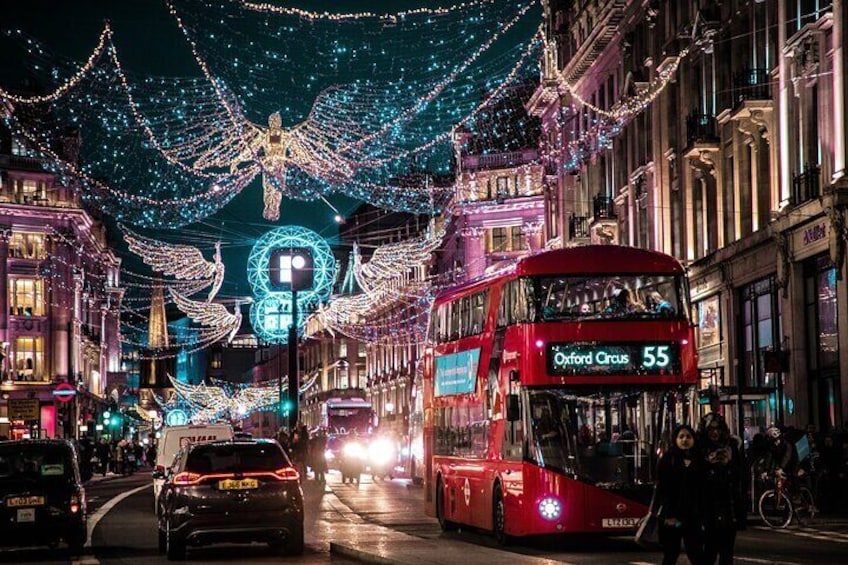 Exclusive Christmas Lights Tour of London in a Black Cab