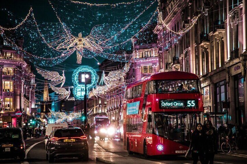 Exclusive Christmas Lights Tour of London in a Black Cab