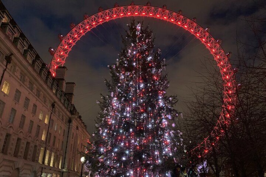 Exclusive Christmas Lights Tour of London in a Black Cab