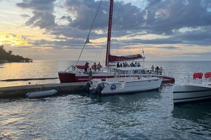 Private Catamaran and Sunset Cruise to Ricks Cafe from Negril 