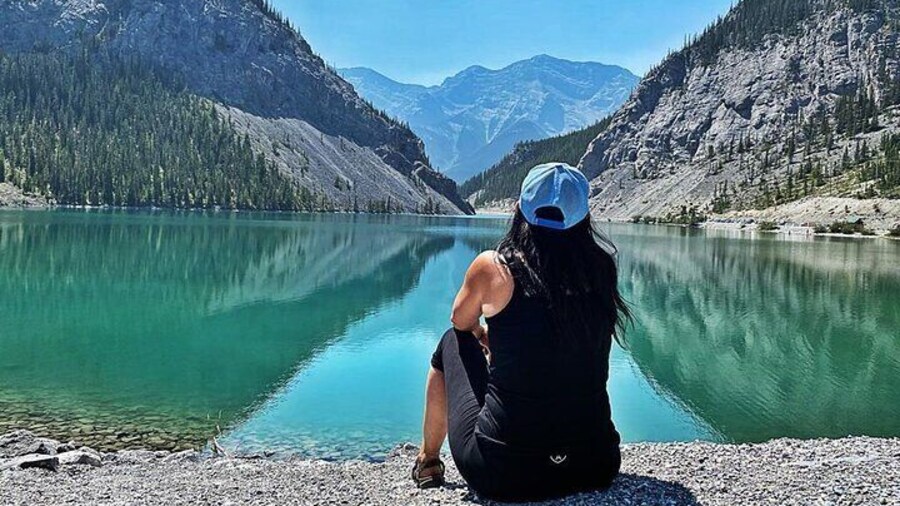 Banff & Lake Louise: Explore Nature’s Wonders and Hidden Gems