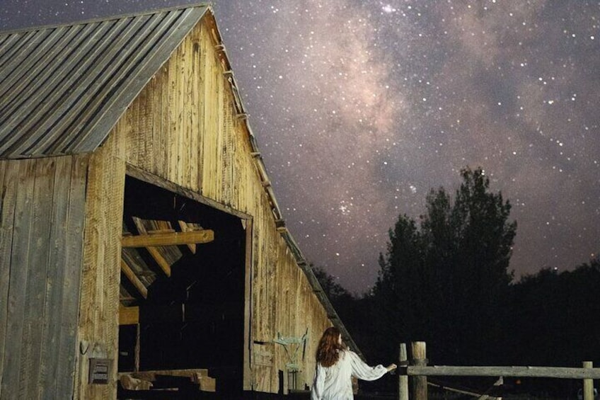 Stargazing and Milky Way Portrait in Capitol Reef National Park