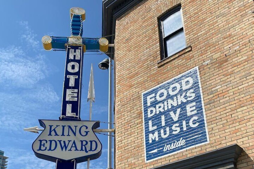 Guided Cultural and Nature Walking Tour Downtown Calgary