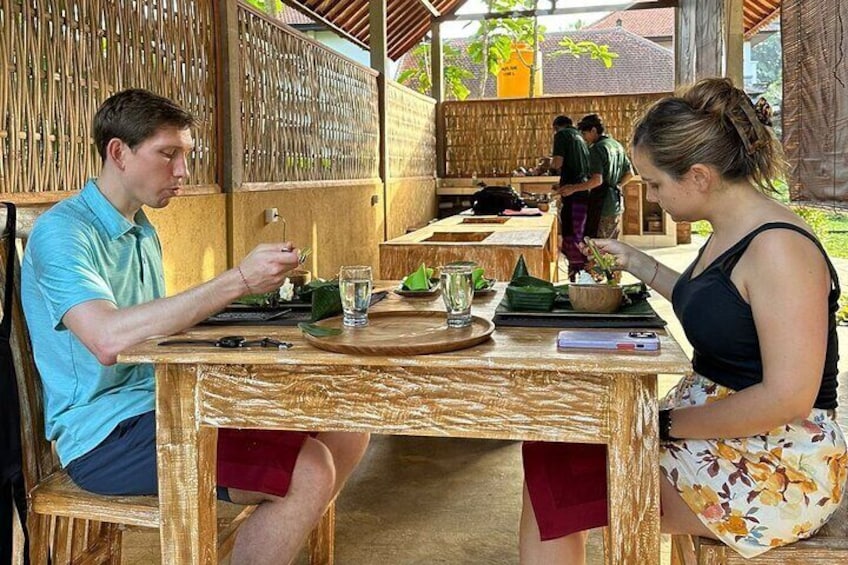 Authentic Balinese Full Day Cooking Class with Tanah Lot Temple