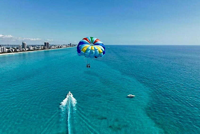 Picture 1 for Activity Miami Beach: Parasailing Boat Tour in South Beach