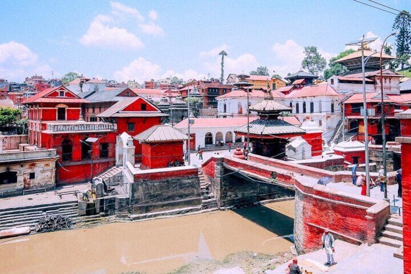 The ambiance of Pashupatinath premises