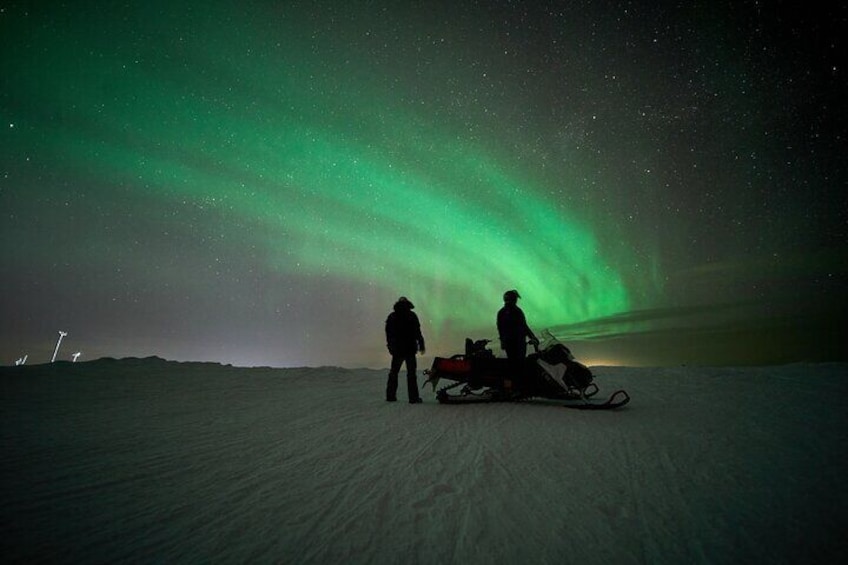 3 Hours Snowmobiling under Auroras and Night Sky