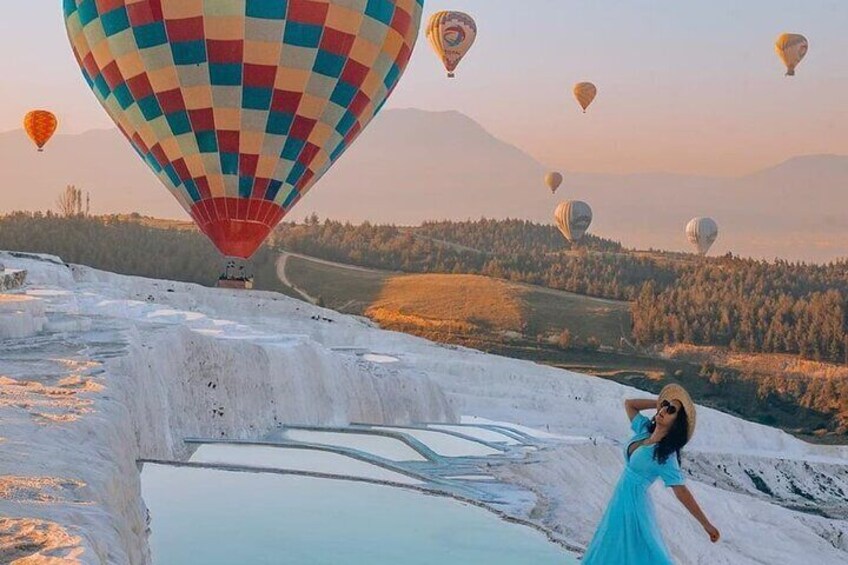 Pamukkale Hot Air Balloon Ride Certificate and 2 Meals in Antalya