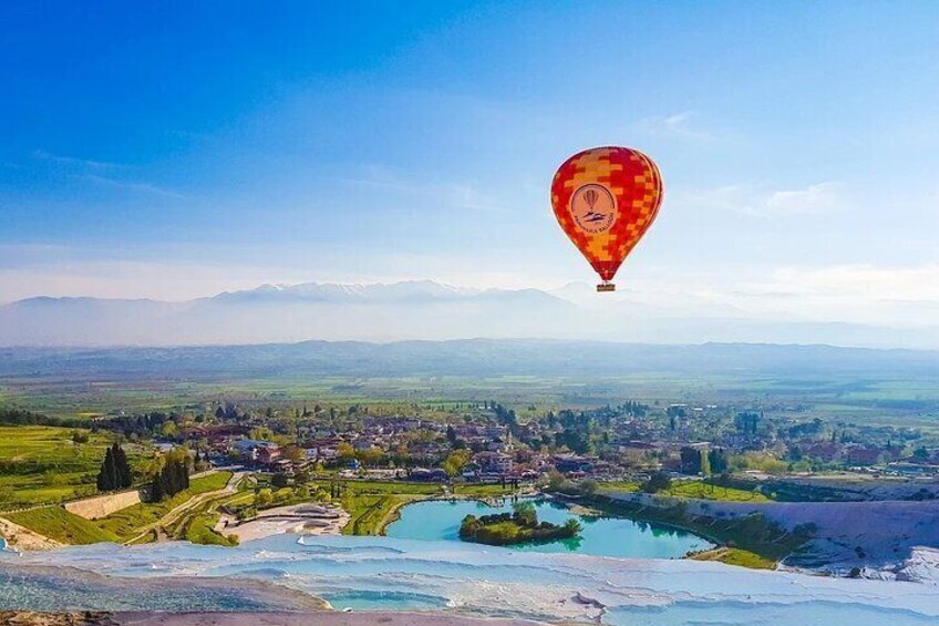 Pamukkale Hot Air Balloon Ride Certificate and 2 Meals in Antalya