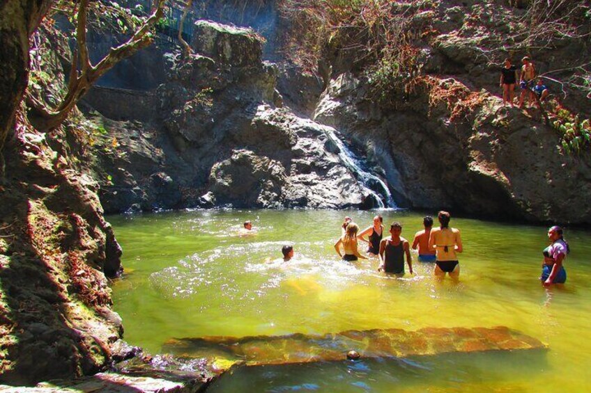 Private Guided Walk to Cinquera and Suchitoto