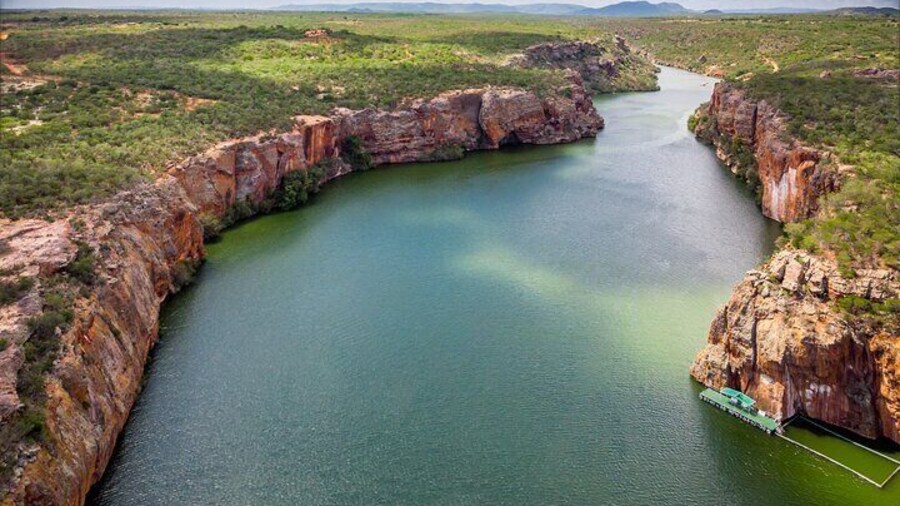 Discover the world's first largest navigable canyon