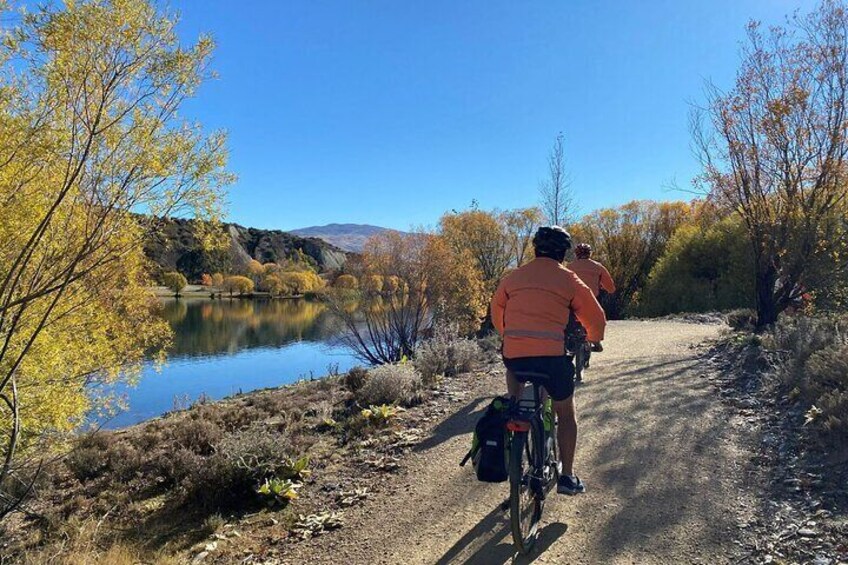 Lake Dunstan Discovery Biking Tour