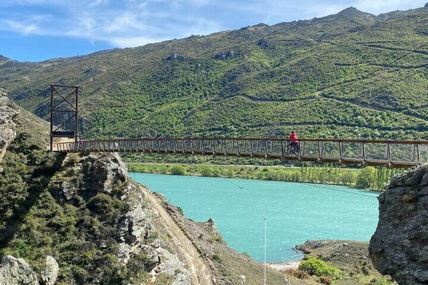 Lake Dunstan Discovery Biking Tour