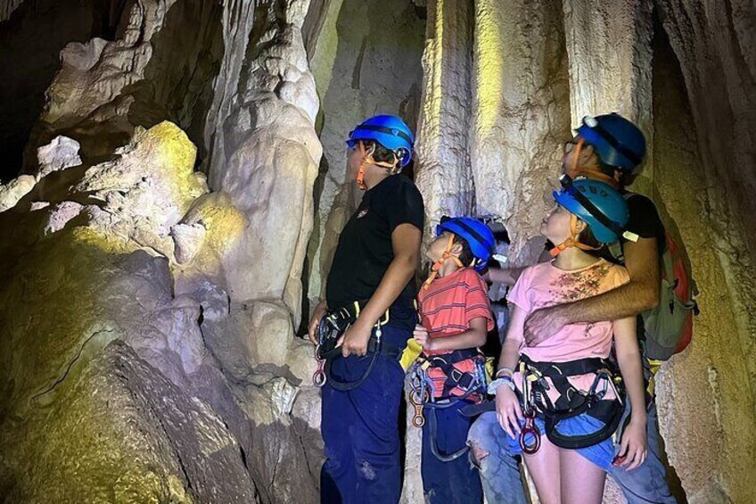 3-Hour Rappelling Experience in Barranco Cova Fosca
