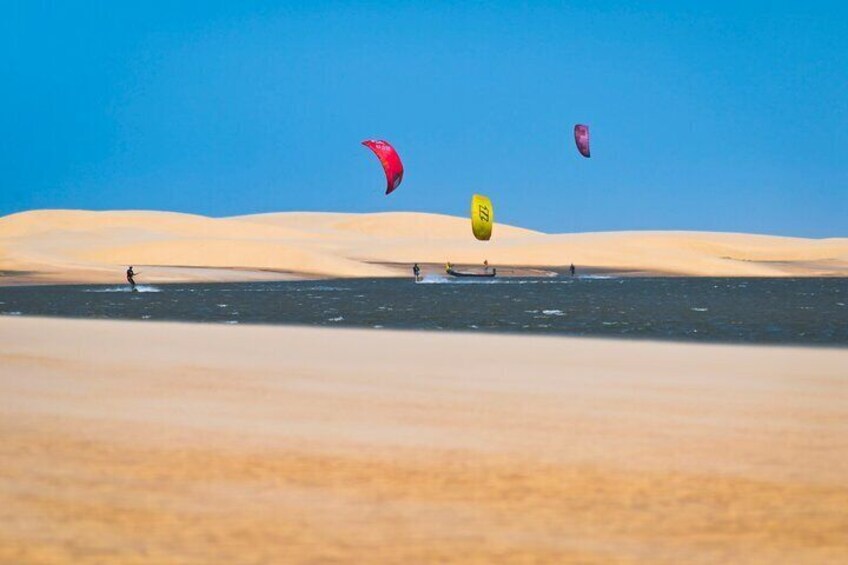 Kitesurfing lessons in the Parnaíba River Delta