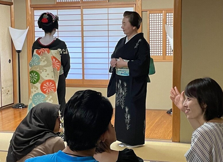 Picture 3 for Activity Kyoto: Meet the Geisha Maiko with Gion Walking Tour