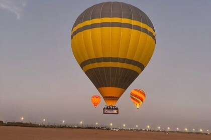 Hot Air Balloon Sunrise Tour with free transport in Dubai