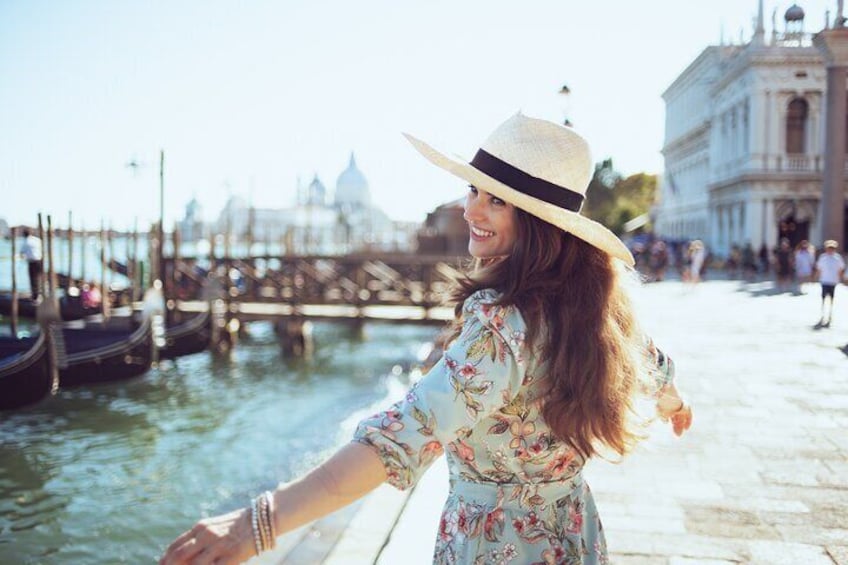 The Grand Canal & Rialto Bridge Private Photo Shoot