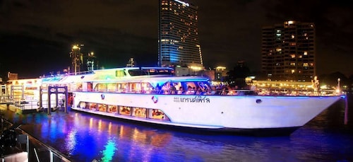 Bangkok: recorrido a pie por una joya cultural y crucero con cena de 2 hora...