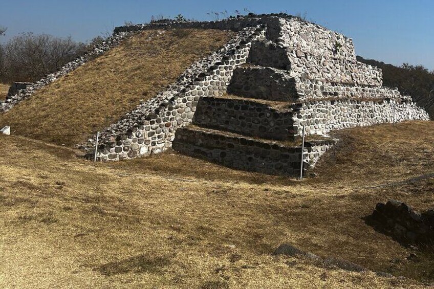 Private Tour to Xochicalco and Tepoztlán from Mexico City