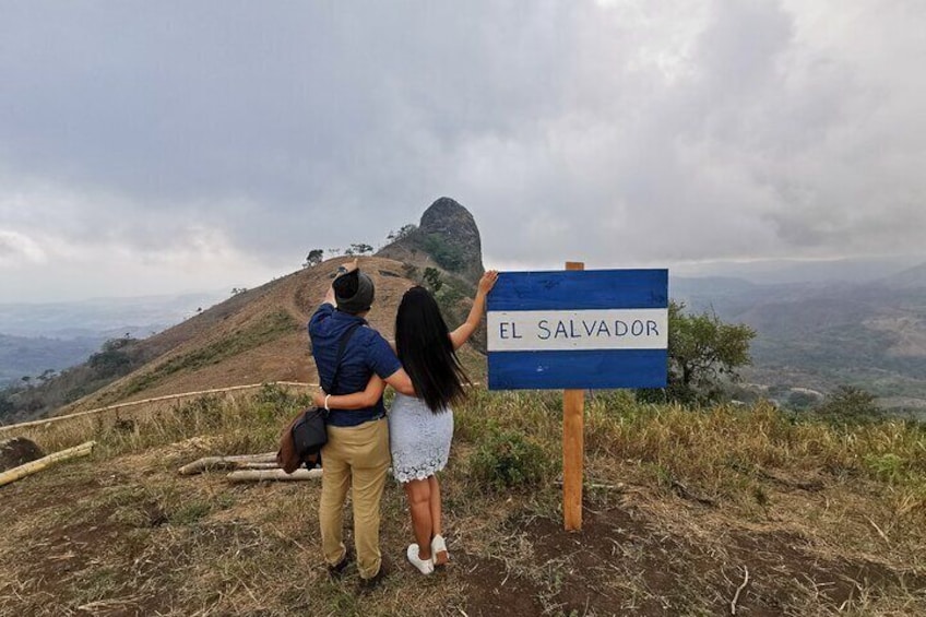 Private tour to the Peñón de Comasagua