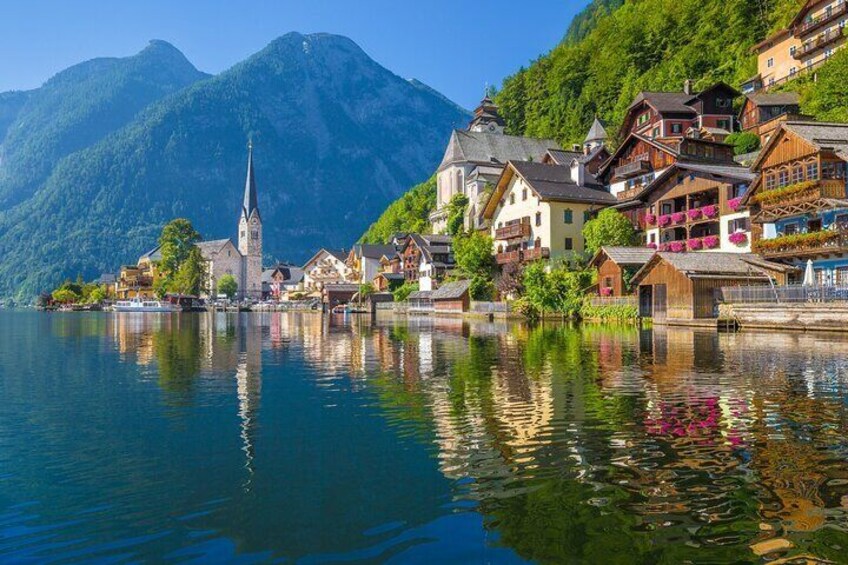 Gems of Hallstatt and Salt Mine Private Tour from Salzburg