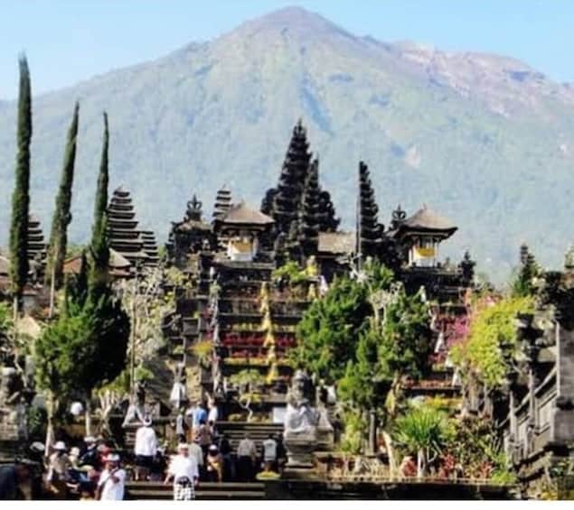 Explore of Besakih Temple and Round Trip Transfers