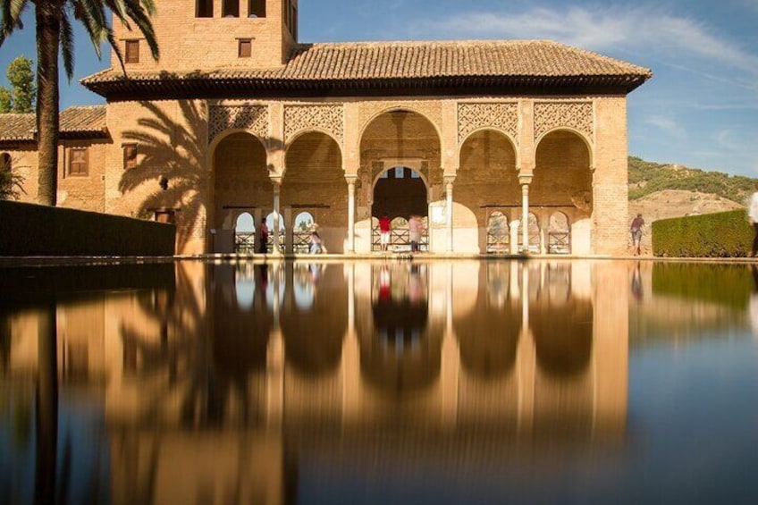 Complete Alhambra Private Tour