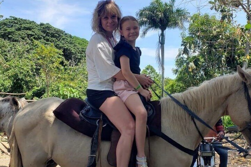 Horseback Riding Tour on Bergantin Beach (LASANC)