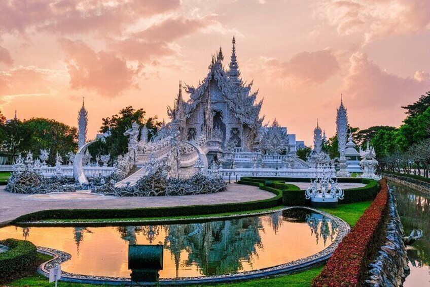 Private Tour - Best of Chiang Rai in A Day