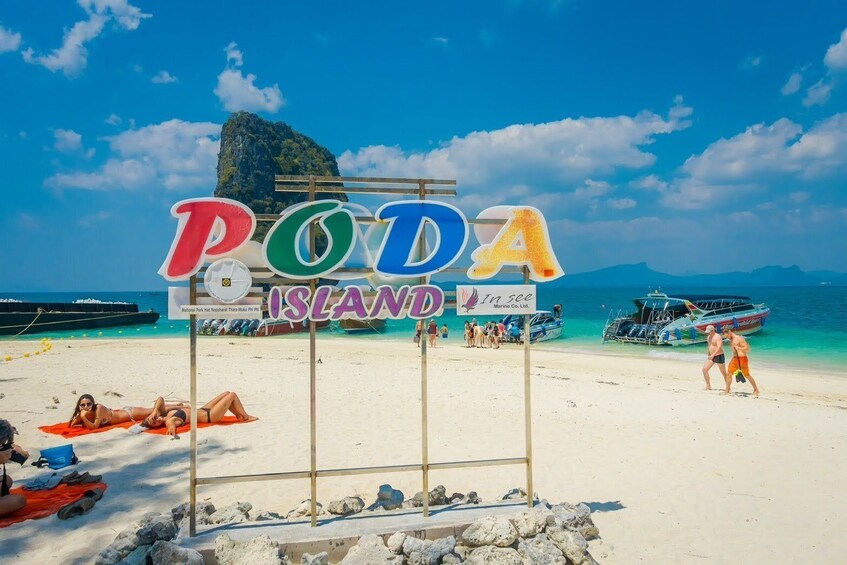7 Islands Speedboat to Twilight Treasures from Krabi