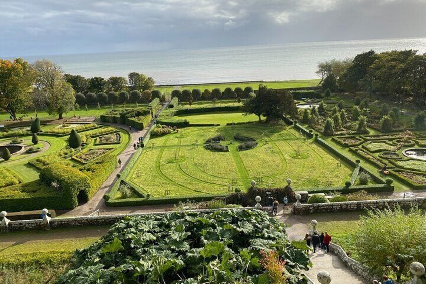 DUNROBIN CASTLE GARDENS