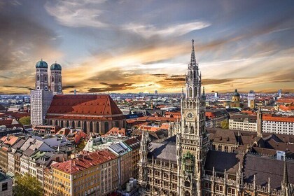 2 Hour Private Sightseeing Transfer from Berlin to Munich