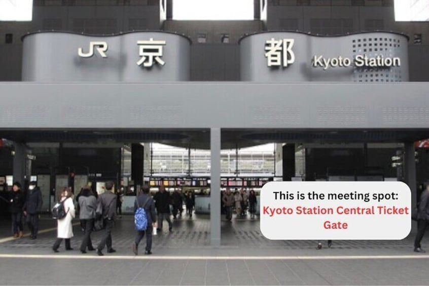 Kyoto Early Morning Tour with English-Speaking Guide