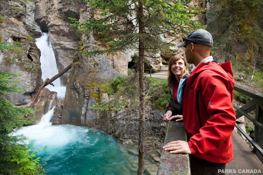 Picture 2 for Activity From Canmore/Banff: Moraine, Lake Louise & Johnston Canyon